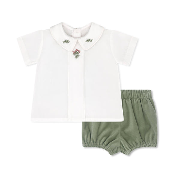 Jonathan diaper Set -
Winslow White Batiste,
Leyland Green Velvet,
Holly